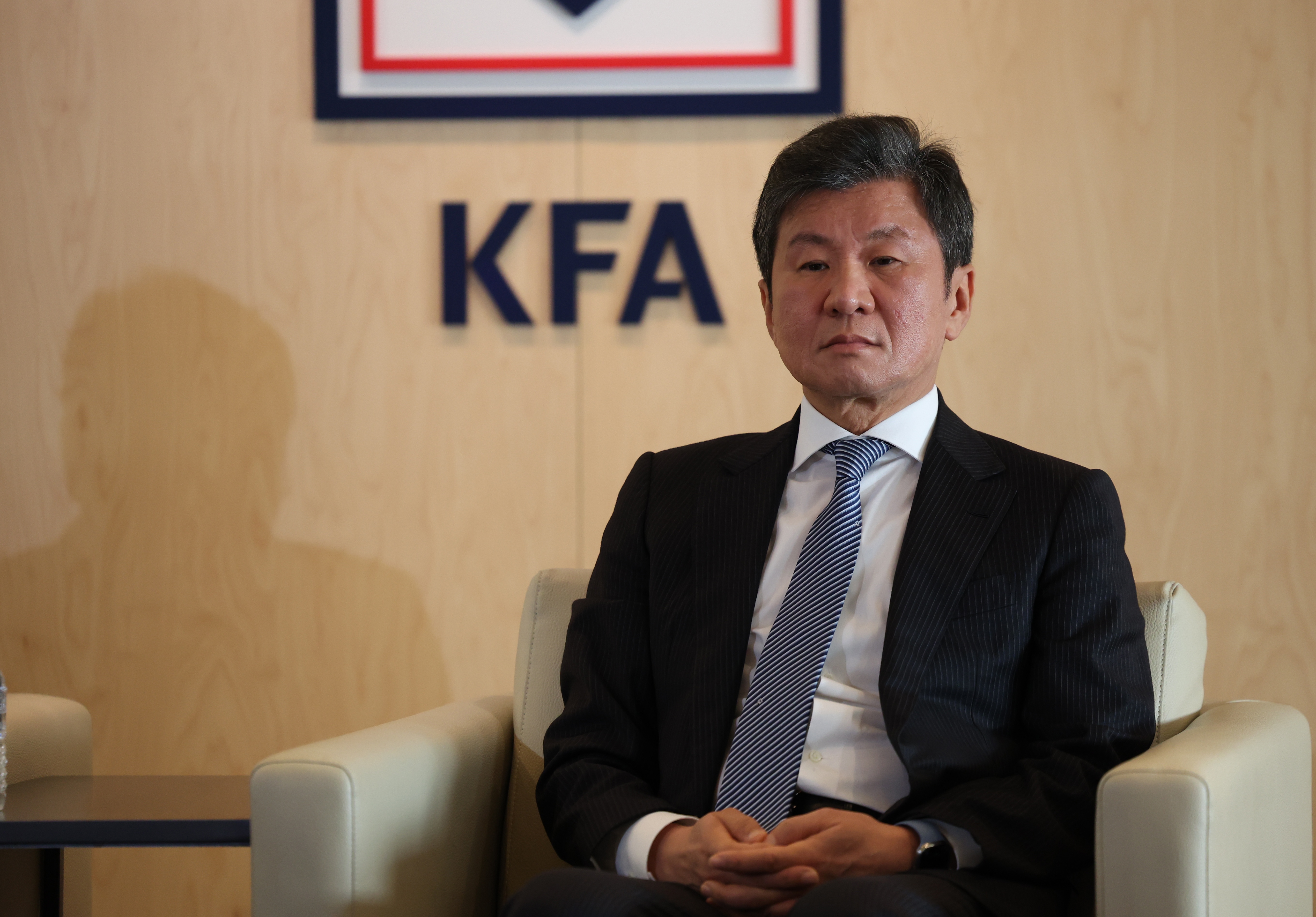 必威体育官方入口-韩媒：韩国文体部向韩国足协发信函，要求处分足协主席郑梦奎