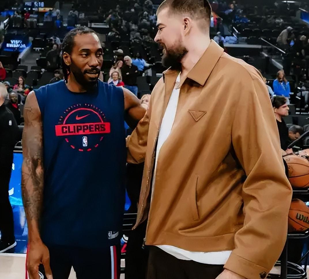 必威体育app下载-NBA积分榜又乱了！雷霆4连胜排第1，快船稳9冲8，开拓者排第10